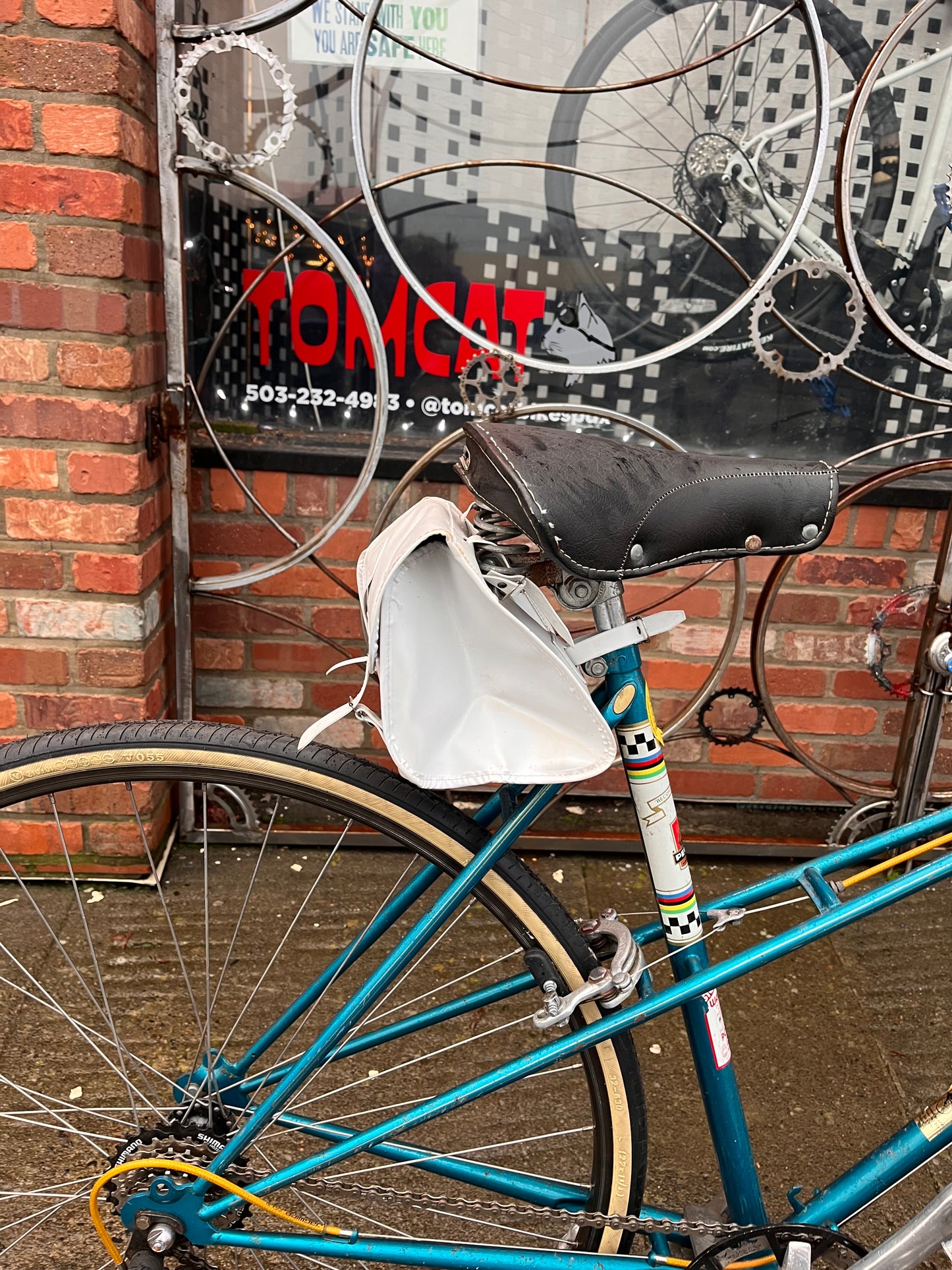 Vintage 1970s White Vinyl Bicycle Saddle Bag - Made in Japan Custom refurbished