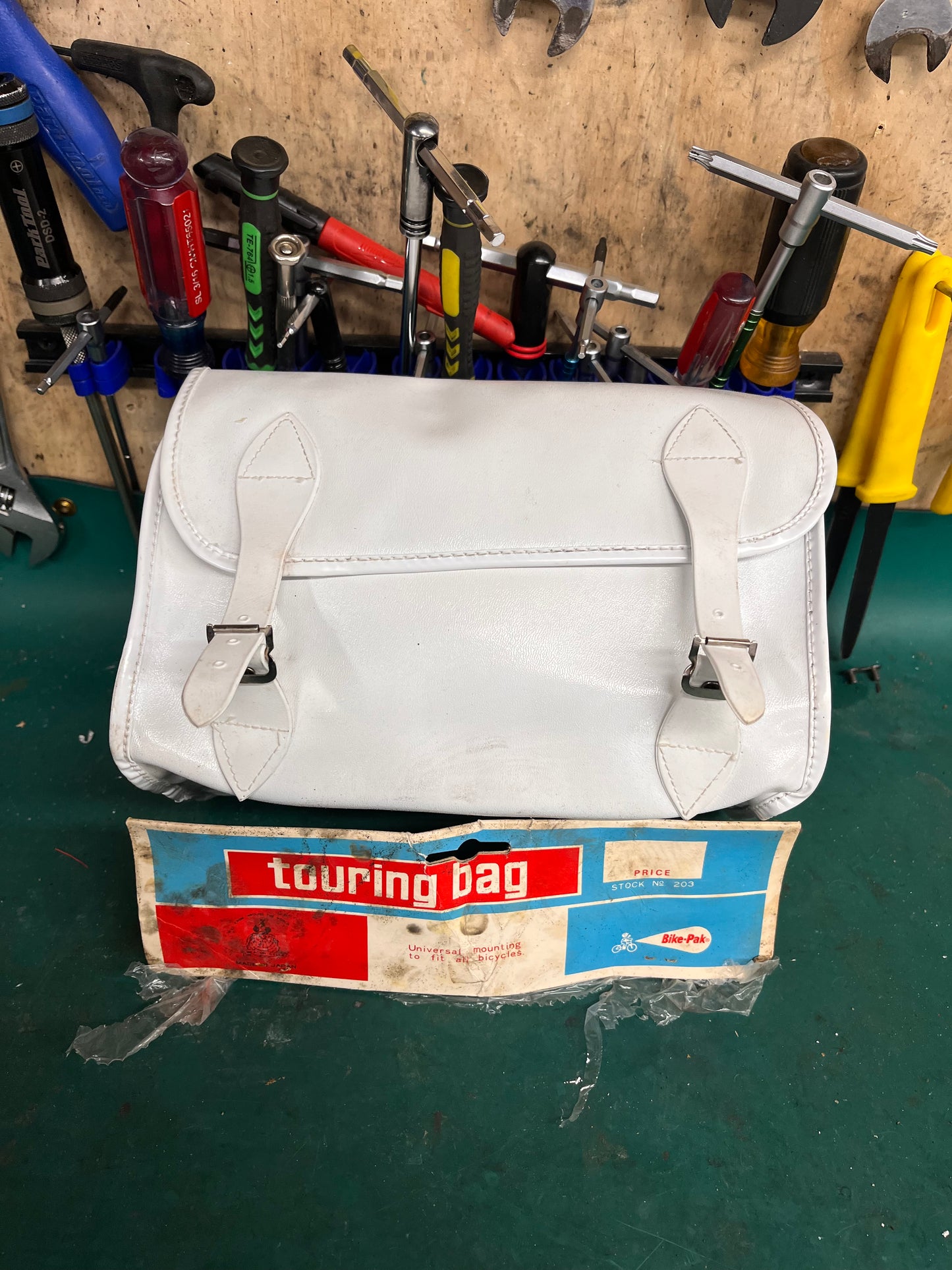 Vintage 1970s White Vinyl Bicycle Saddle Bag - Made in Japan Custom refurbished